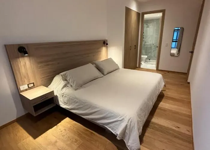 F205 - 1bdr - 1bth Apartment